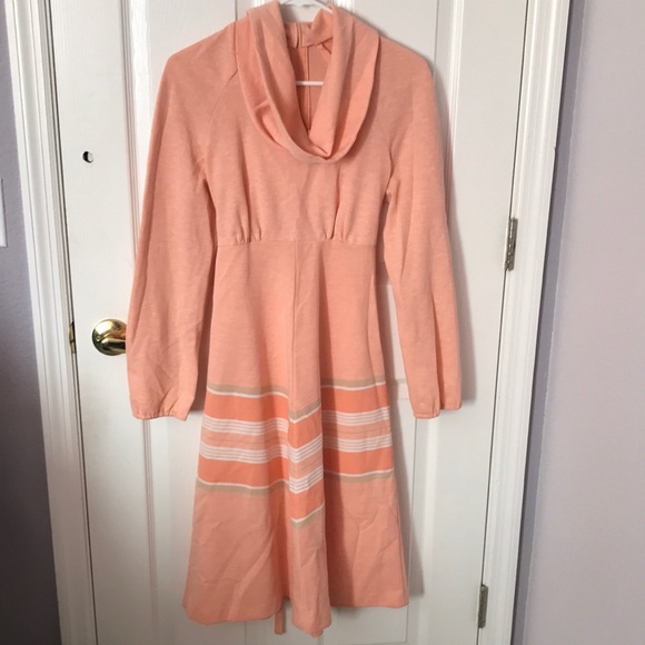 Vintage Peach Dress - Picture 1 of 2